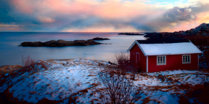 Enjoy the romantic solitude of the Lofoten Islands